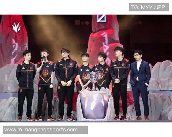 esports最新数据世界大师赛中FPX选手个人能力的精彩表现与分析